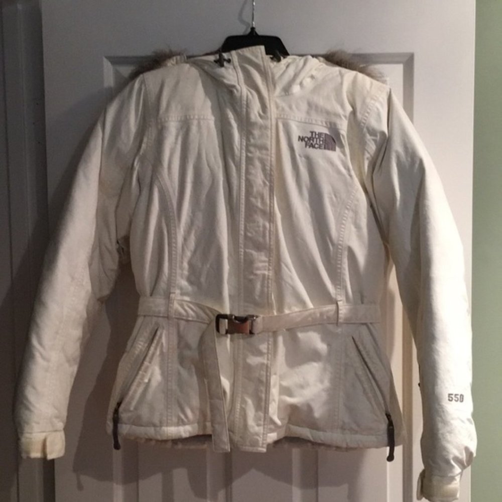 North Face 550 Hyvent Belted Puffer Jacket in White